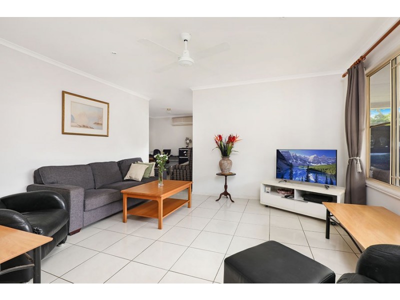 17 Moreton Bay Drive, Caloundra West QLD 4551