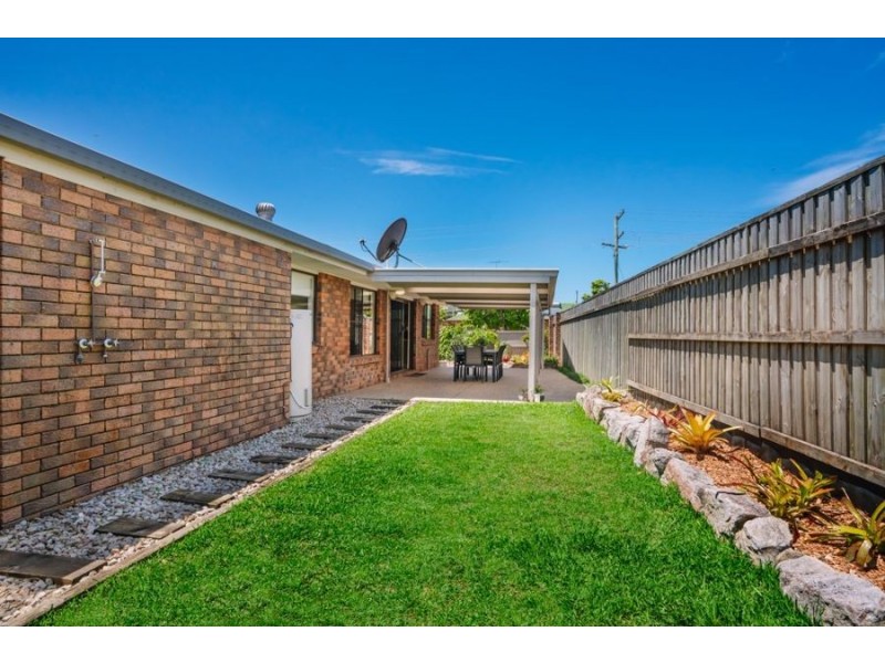 2 Halyard Drv, Wurtulla QLD 4575