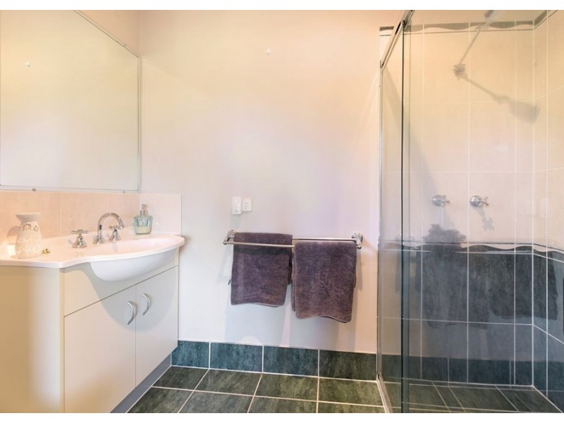 11 Crows Ash Court, Palmwoods QLD 4555