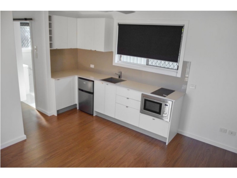 7B Rosella Street, Parrearra QLD 4575