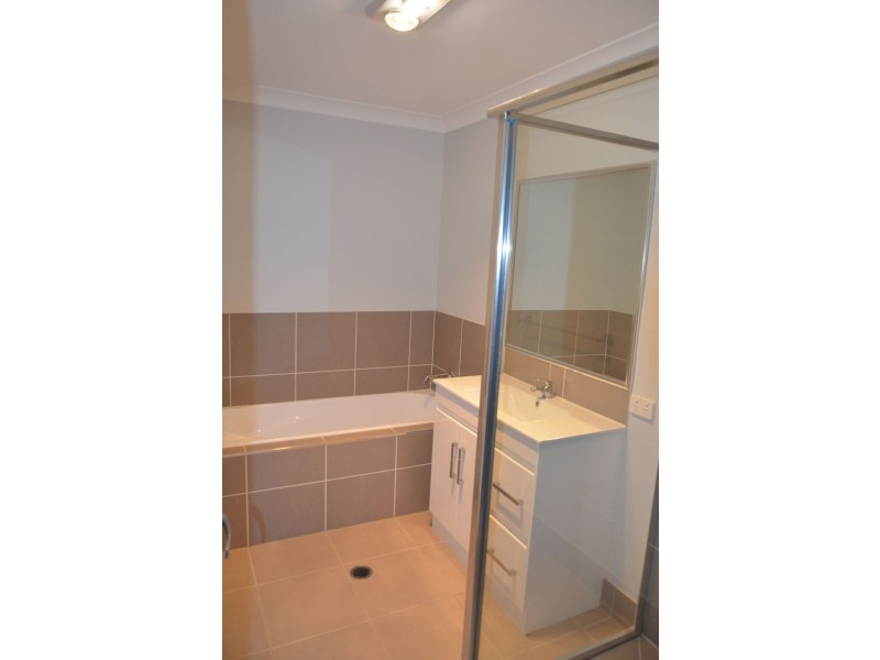 1/13 Lloyd Street, Beerwah QLD 4519