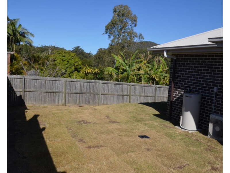 2/13 Lloyd Street, Beerwah QLD 4519