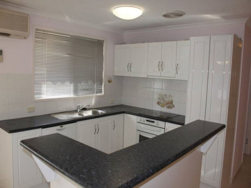 165 Nicklin Way, Warana QLD 4575