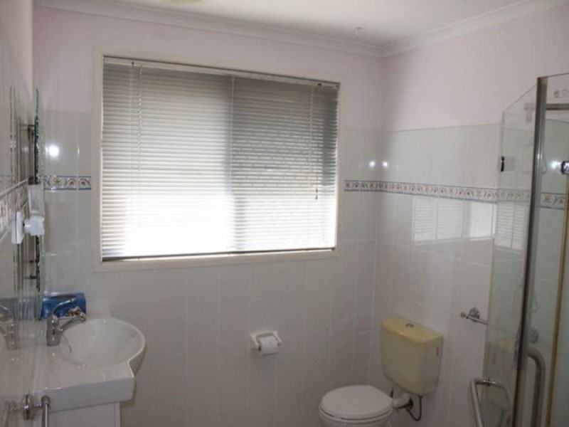165 Nicklin Way, Warana QLD 4575
