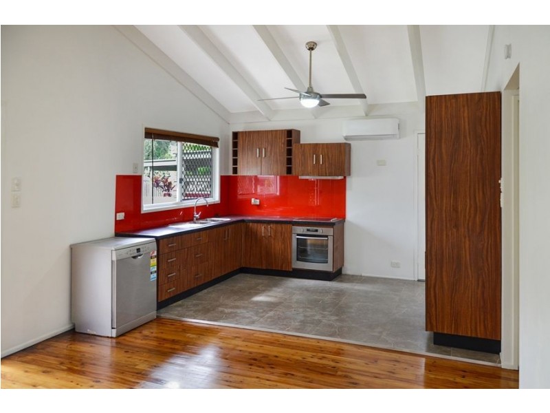 36 Jones st, Mooloolah Valley QLD 4553