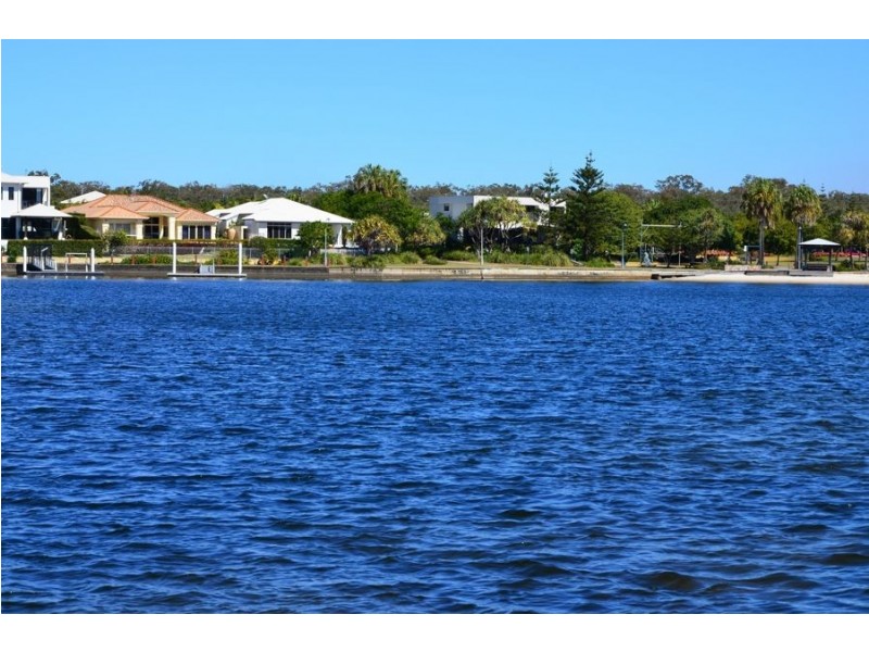 250/4 Melody Court, Warana QLD 4575