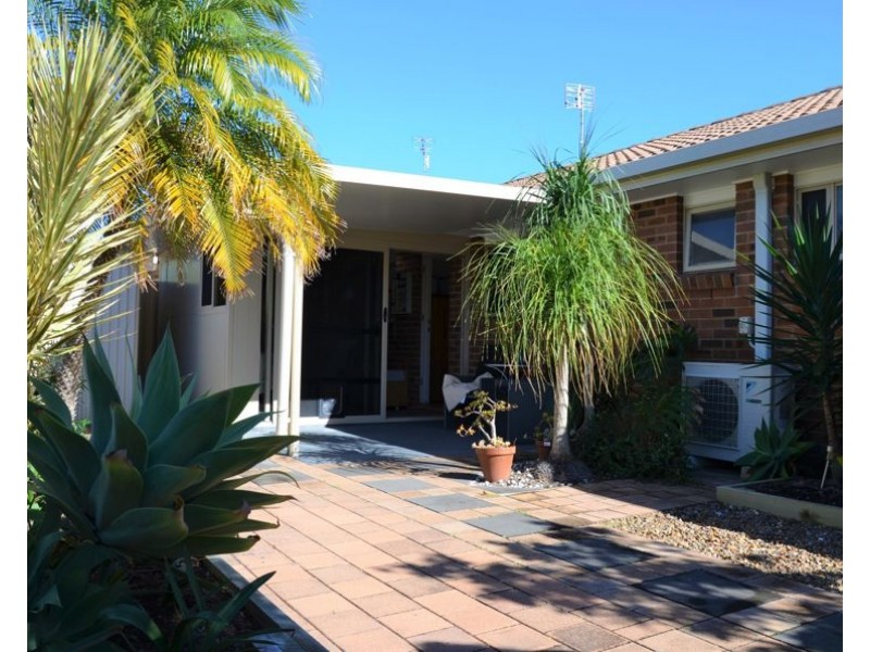 275/6 Melody Court, Warana QLD 4575