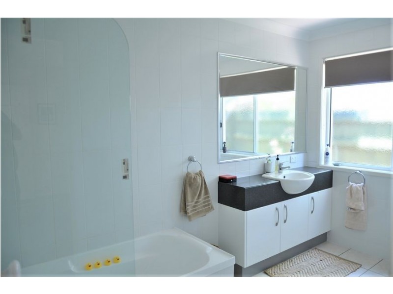 12 Bonville Court, Peregian Springs QLD 4573