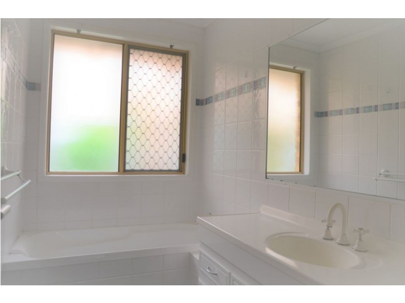 7 Undara Ave, Buddina QLD 4575