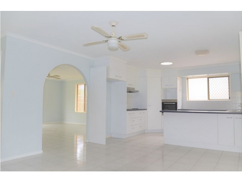 7 Undara Ave, Buddina QLD 4575