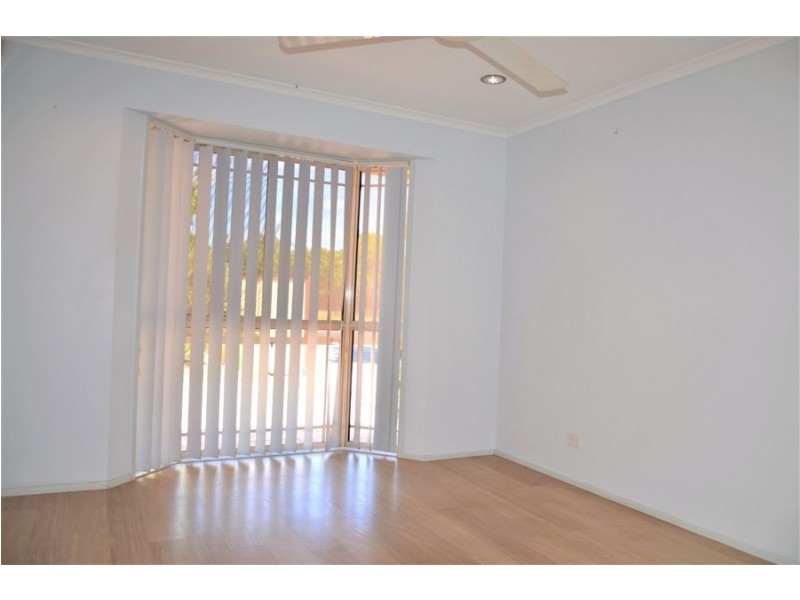 139 Nicklin Way, Warana QLD 4575