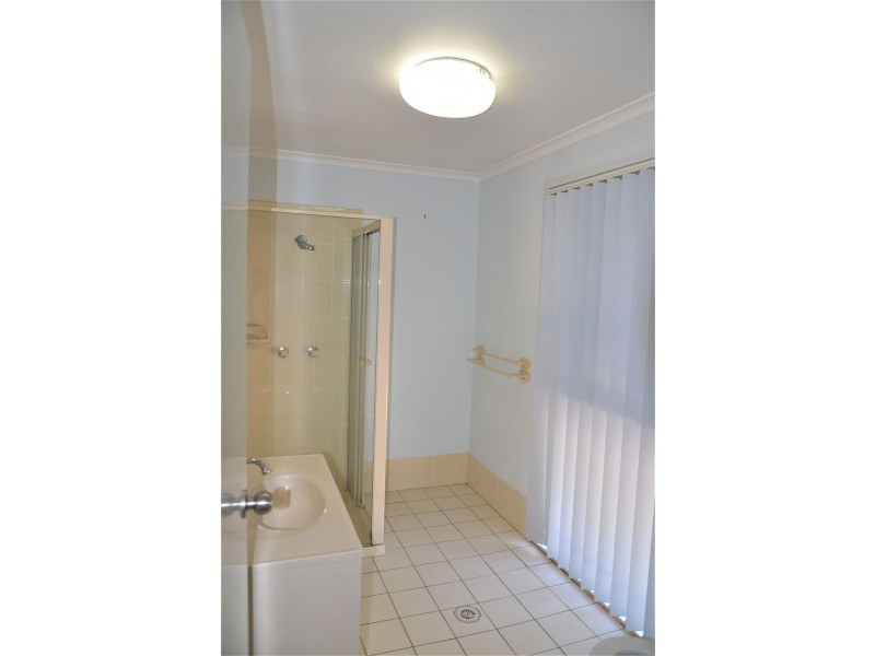 139 Nicklin Way, Warana QLD 4575