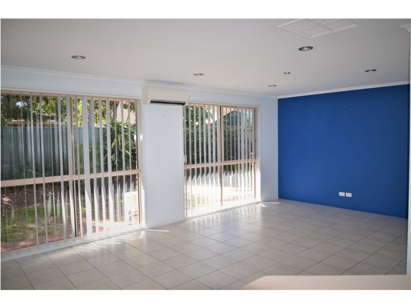 139 Nicklin Way, Warana QLD 4575