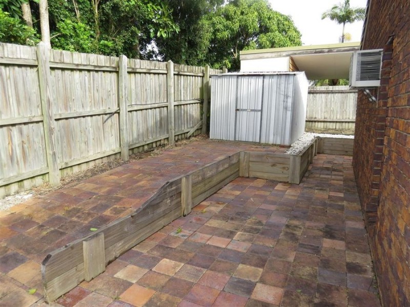 27 Milbong Street, Battery Hill QLD 4551