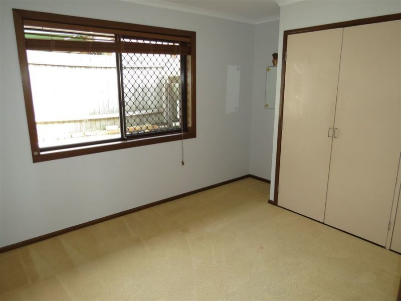 27 Milbong Street, Battery Hill QLD 4551