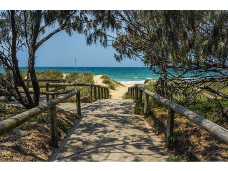 5 Perina St, Warana QLD 4575