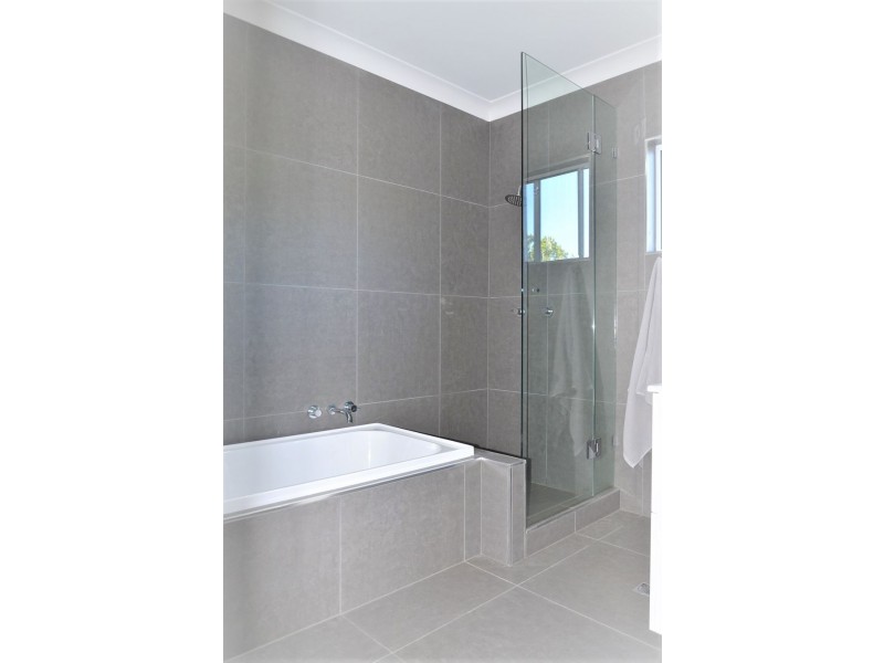 28 Careen Street, Battery Hill QLD 4551