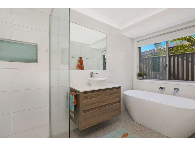 19 Rosella Street, Parrearra QLD 4575