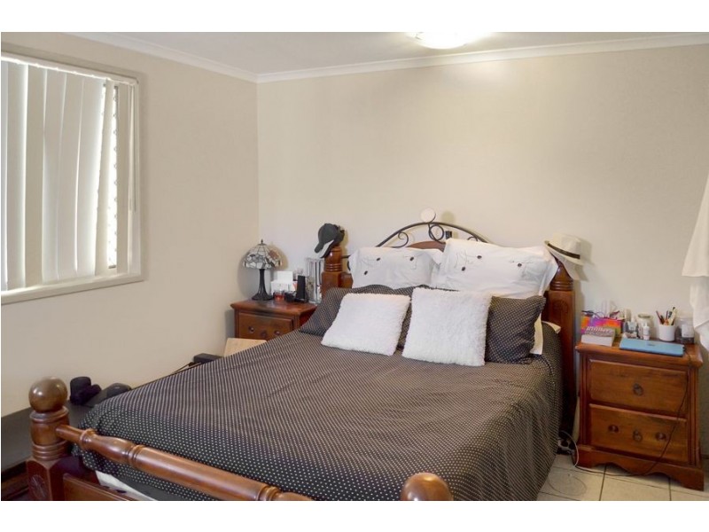 141 Nicklin Way, Warana QLD 4575