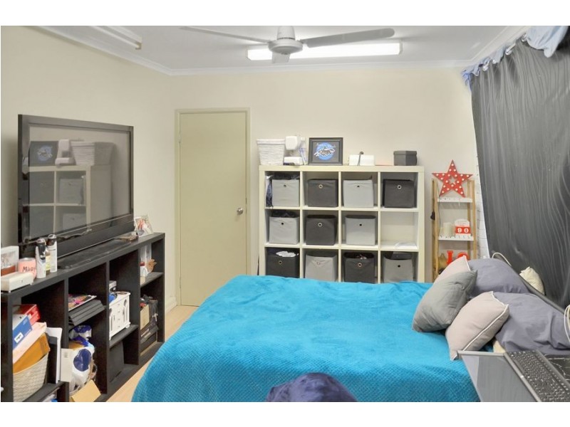 141 Nicklin Way, Warana QLD 4575