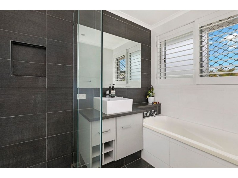 35 Pimpala St, Wurtulla QLD 4575