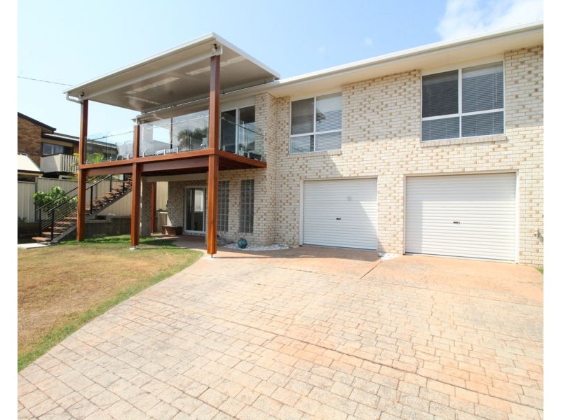 16 Blamey Street, Battery Hill QLD 4551