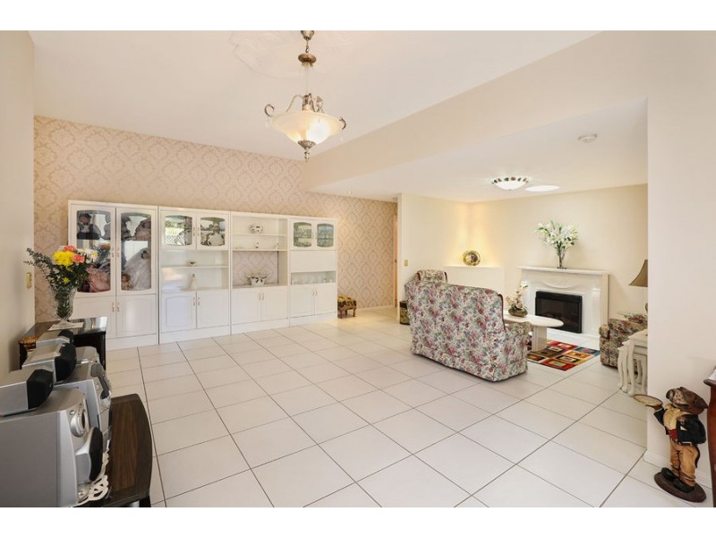 6 Coho Crt, Mountain Creek QLD 4557