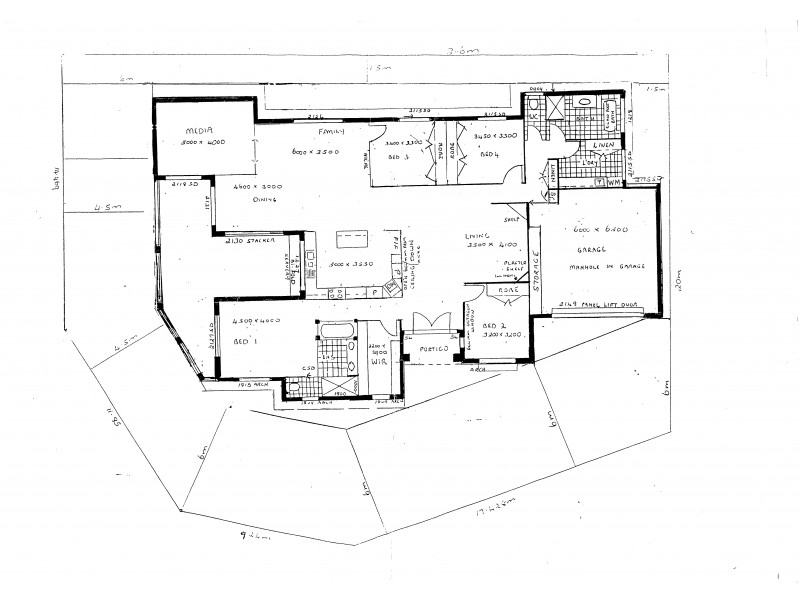 6 Coho Crt, Mountain Creek QLD 4557 Floorplan