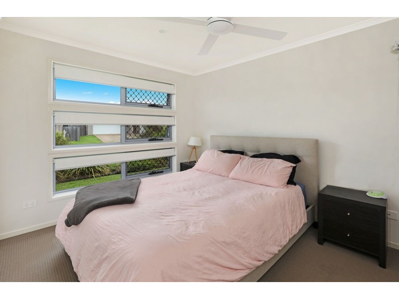 41 Henning Cres, Meridan Plains QLD 4551