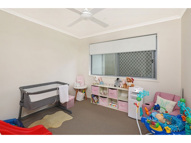 41 Henning Cres, Meridan Plains QLD 4551