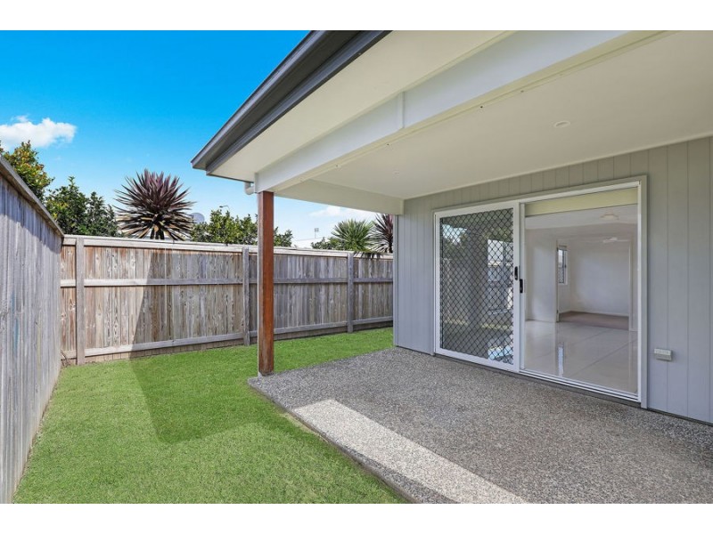12 Henning Cres, Meridan Plains QLD 4551