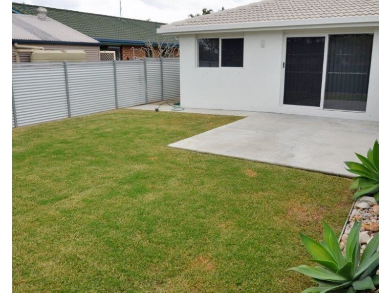 1/4 Yuruga Street, Mooloolaba QLD 4557