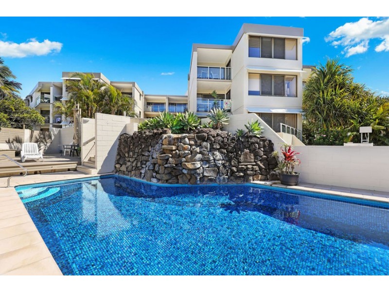 2/2 Meta Street, Mooloolaba QLD 4557