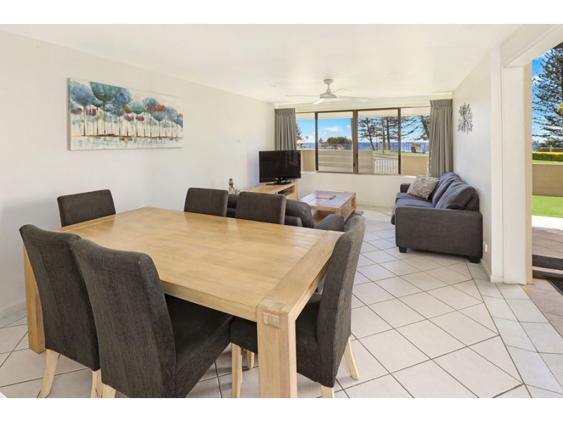 2/2 Meta Street, Mooloolaba QLD 4557