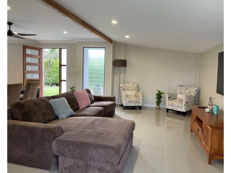 95 Point Cartwright Drive, Buddina QLD 4575