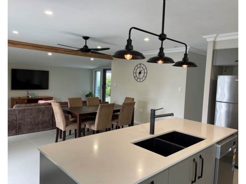 95 Point Cartwright Drive, Buddina QLD 4575