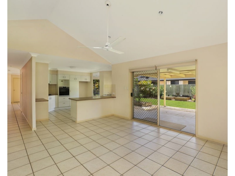 26 Gradorean Street, Pelican Waters QLD 4551