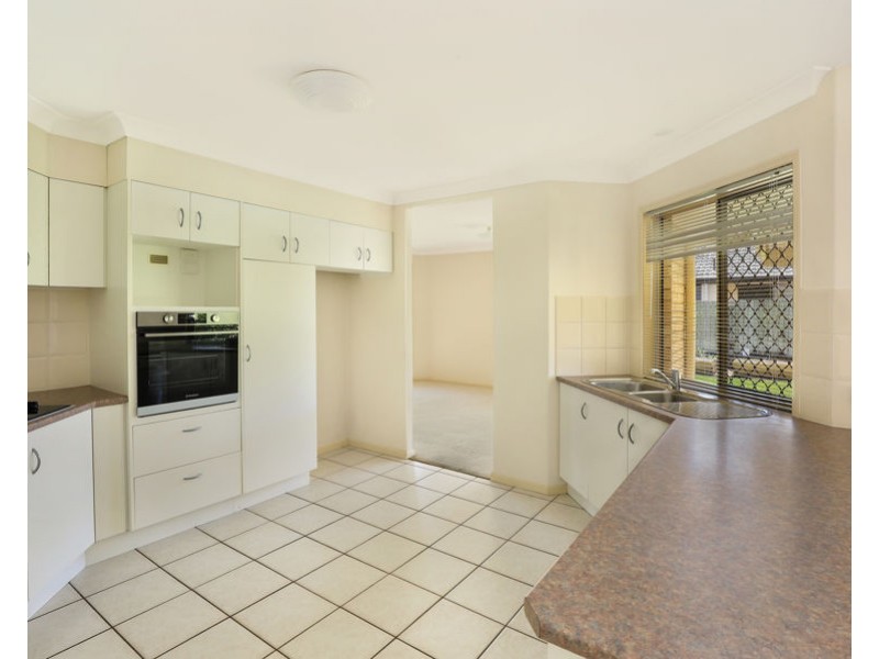 26 Gradorean Street, Pelican Waters QLD 4551