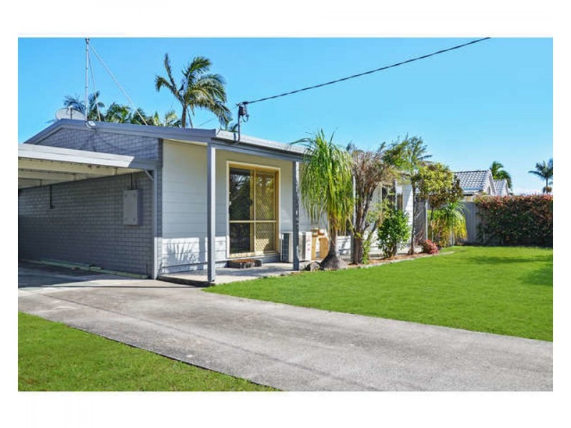 6 Alloota Street, Wurtulla QLD 4575