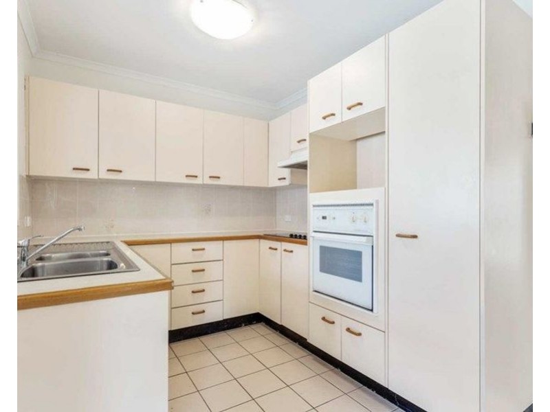 277/6 Melody Court, Warana QLD 4575