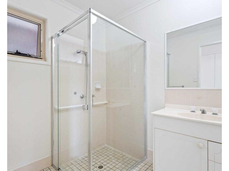 277/6 Melody Court, Warana QLD 4575