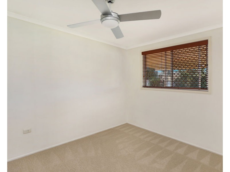 167 Nicklin Way, Warana QLD 4575