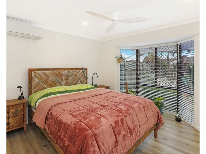 109/8 Melody Court, Warana QLD 4575