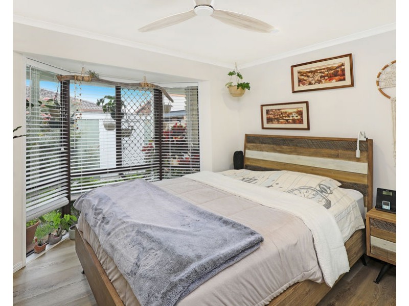 109/8 Melody Court, Warana QLD 4575