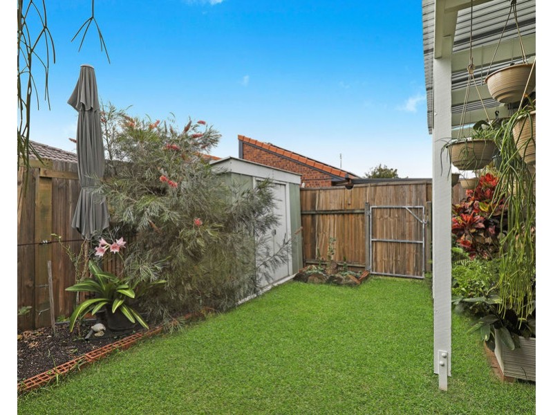 109/8 Melody Court, Warana QLD 4575