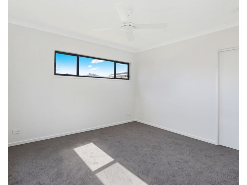 13 Sunny St., Palmview QLD 4553