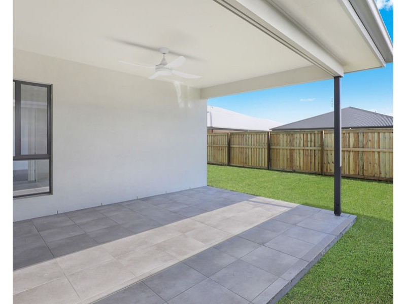 13 Sunny St., Palmview QLD 4553