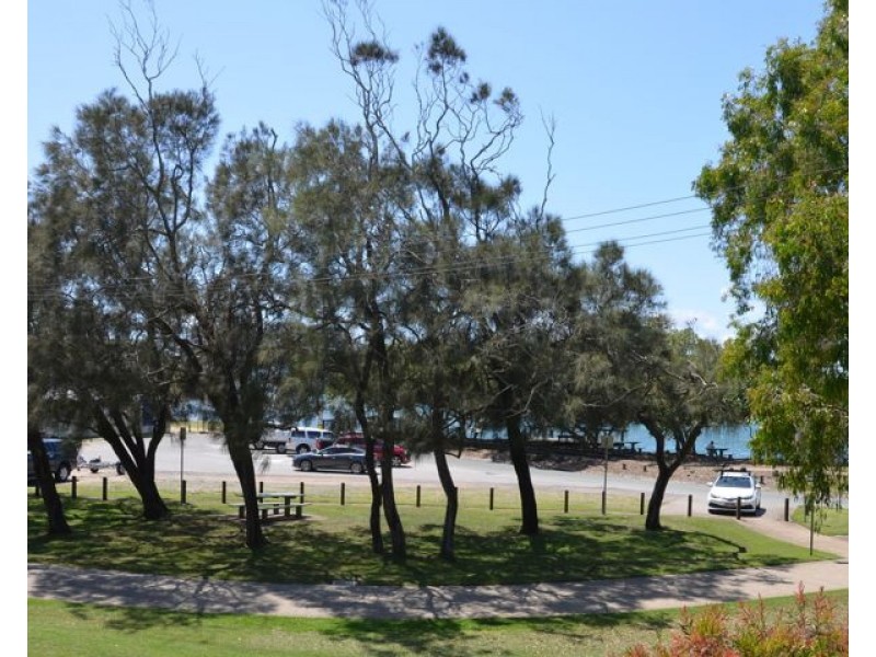 U2/17 Landsborough Parade, Golden Beach QLD 4551