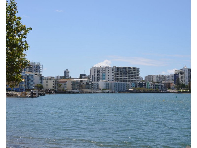 U2/17 Landsborough Parade, Golden Beach QLD 4551