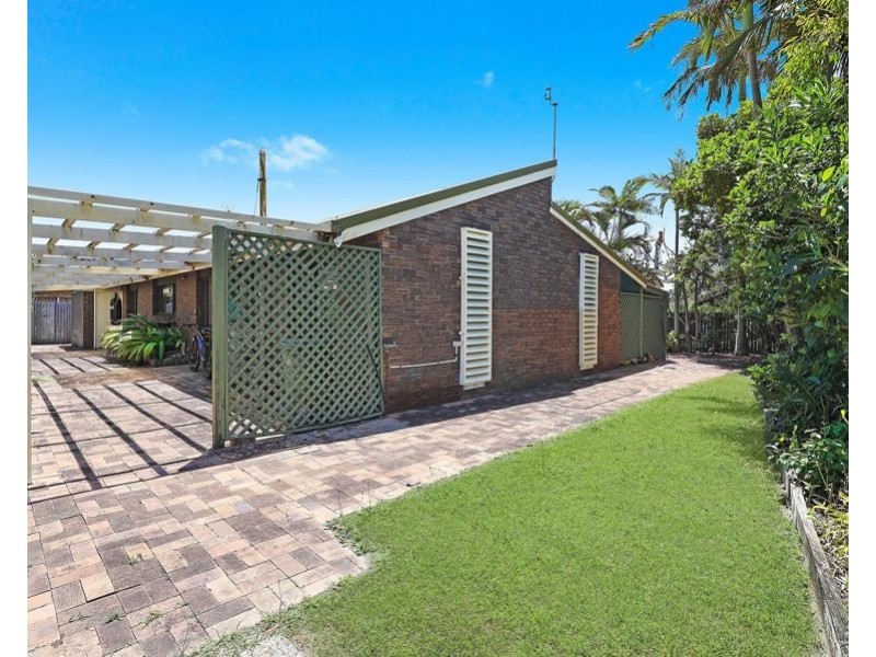 2 Kalawa St, Buddina QLD 4575